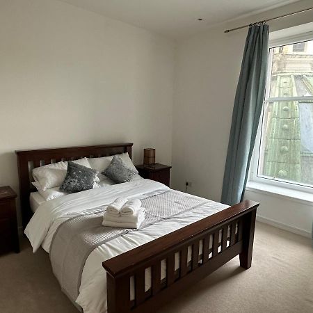 Comfy Two Bedroom Apartment Right In The City Centre Glasgow Exterior foto